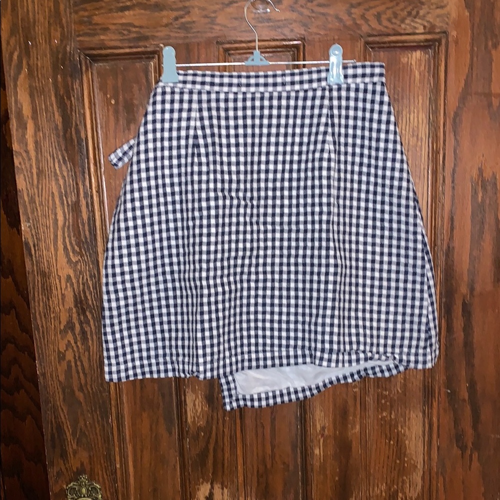 Abercrombie & Fitch Black and White Gingham Skirt - Picture 3 of 5